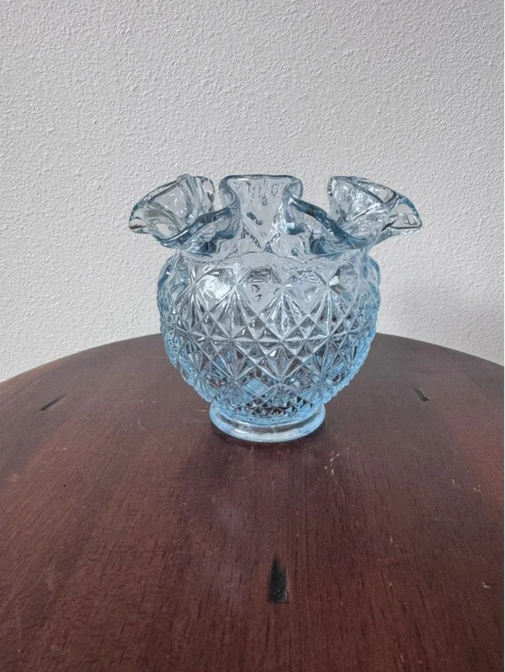 Vintage Fenton Blue Daisy & Button Ruffled Rose Bowl Art Glass Vase USA
